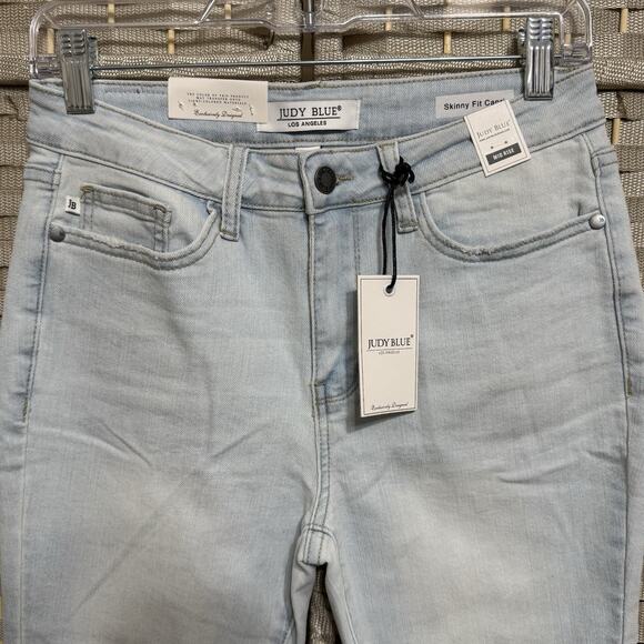 Judy Blue SKINNY FIT CAPRI Size 5/27 Light Wash Stretch Denim Mid-Rise NEW - Picture 3 of 11